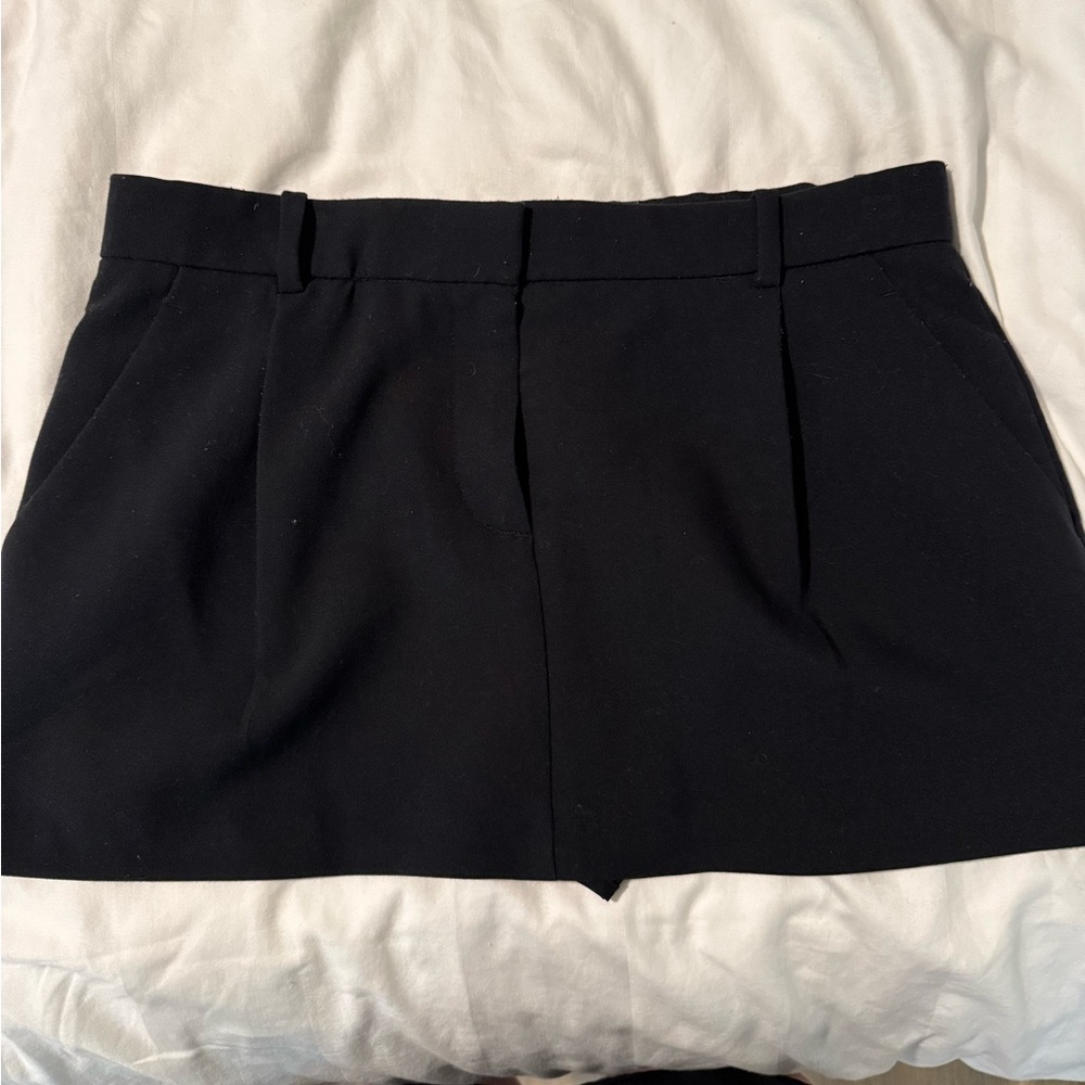 Abercrombie mid rise pleated mini skirt